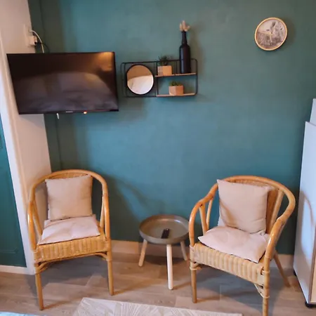 Charmant Studio 8, Parking Et Wifi Gratuit, Local Velo Bagnoles de l'Orne Normandie Buitenkant foto